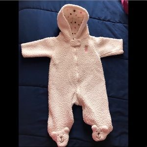 baby girl fuzzy bear outfit 10$ :))